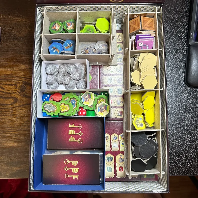 Castles of Burgundy Insert 1